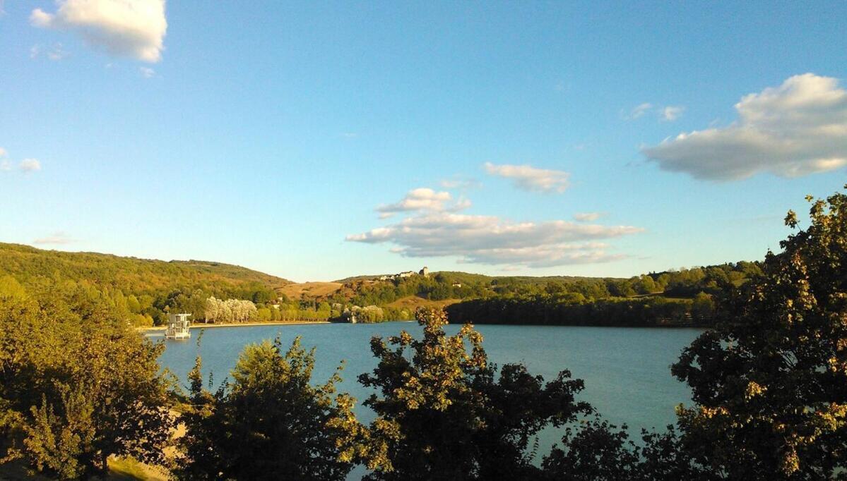 Maison De Vacances A Lissac-Sur-Couze Exteriér fotografie