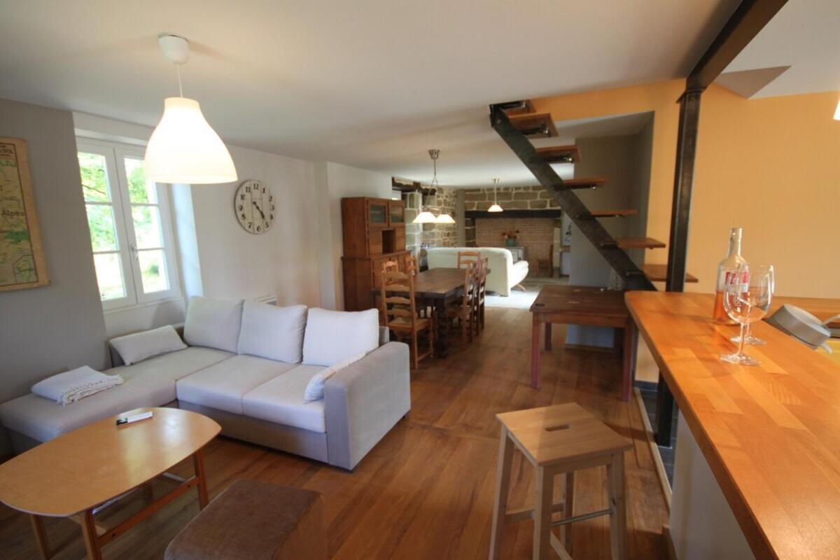 Maison De Vacances A Lissac-Sur-Couze Exteriér fotografie