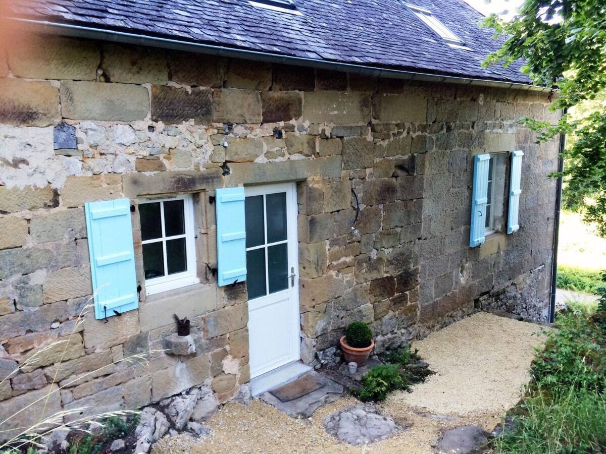Maison De Vacances A Lissac-Sur-Couze Exteriér fotografie